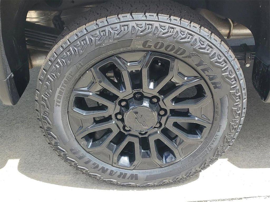 new 2025 Chevrolet Silverado 2500 car, priced at $73,649