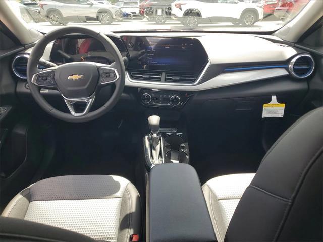 new 2025 Chevrolet Trax car