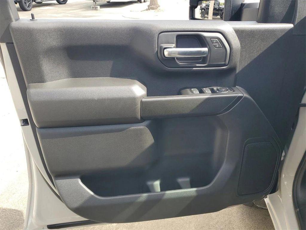 new 2026 Chevrolet Silverado 2500 car, priced at $52,627