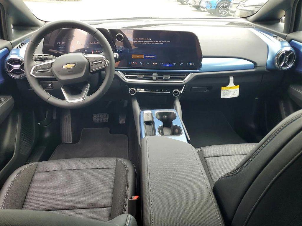 new 2025 Chevrolet Equinox EV car, priced at $43,085