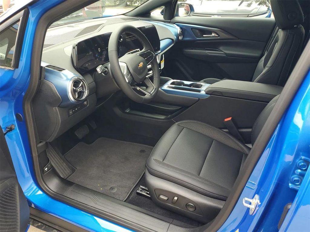 new 2025 Chevrolet Equinox EV car, priced at $43,085