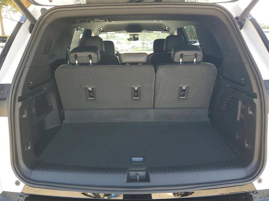 new 2026 Chevrolet Traverse car, priced at $58,285
