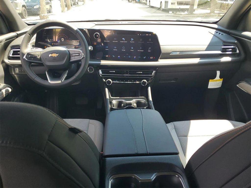 new 2026 Chevrolet Traverse car, priced at $45,540