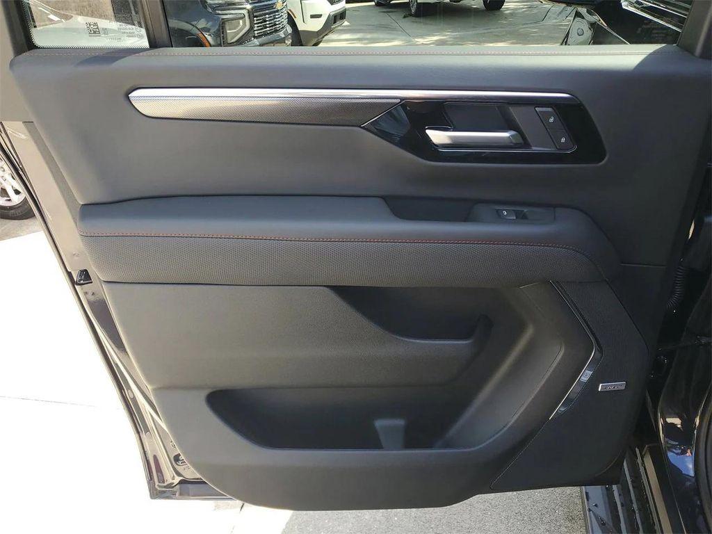 new 2026 Chevrolet Suburban car, priced at $78,650