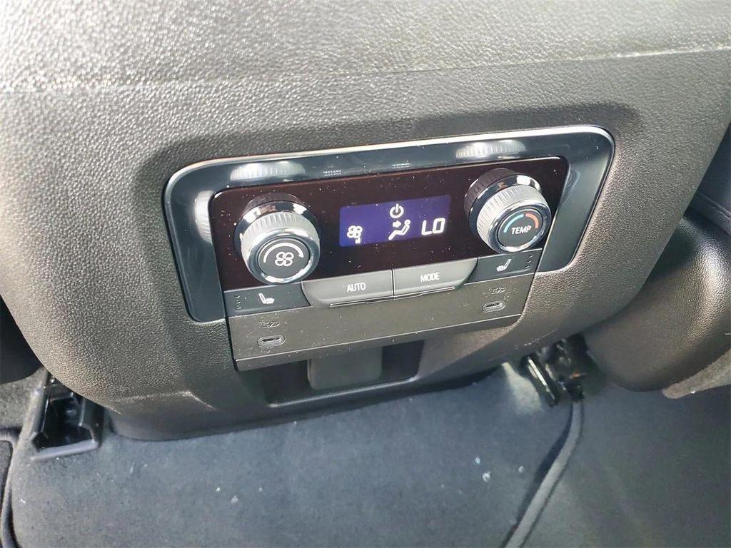 new 2026 Chevrolet Suburban car, priced at $78,650