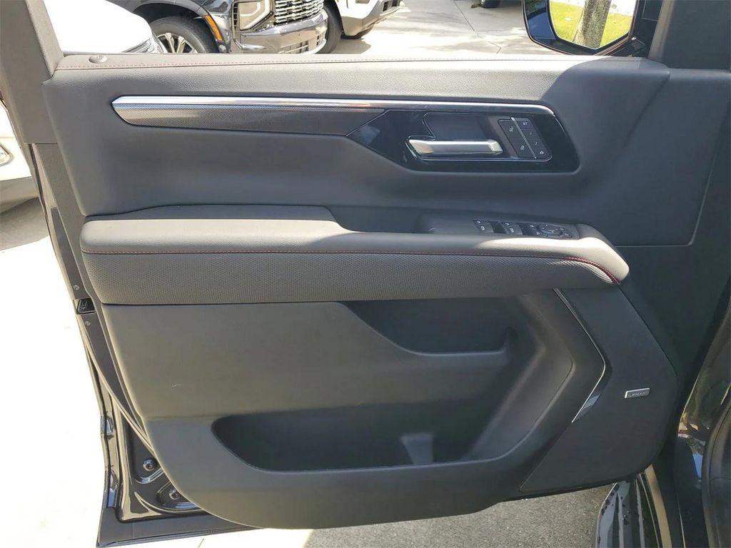 new 2026 Chevrolet Suburban car, priced at $78,650