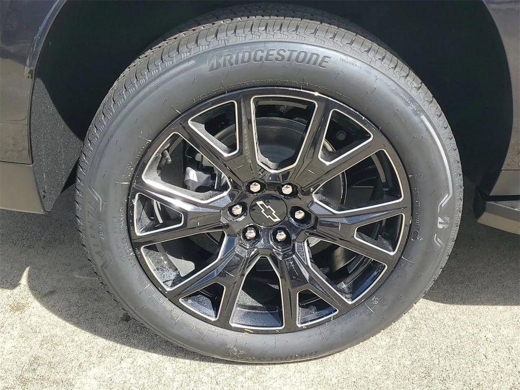 new 2026 Chevrolet Suburban car, priced at $78,650