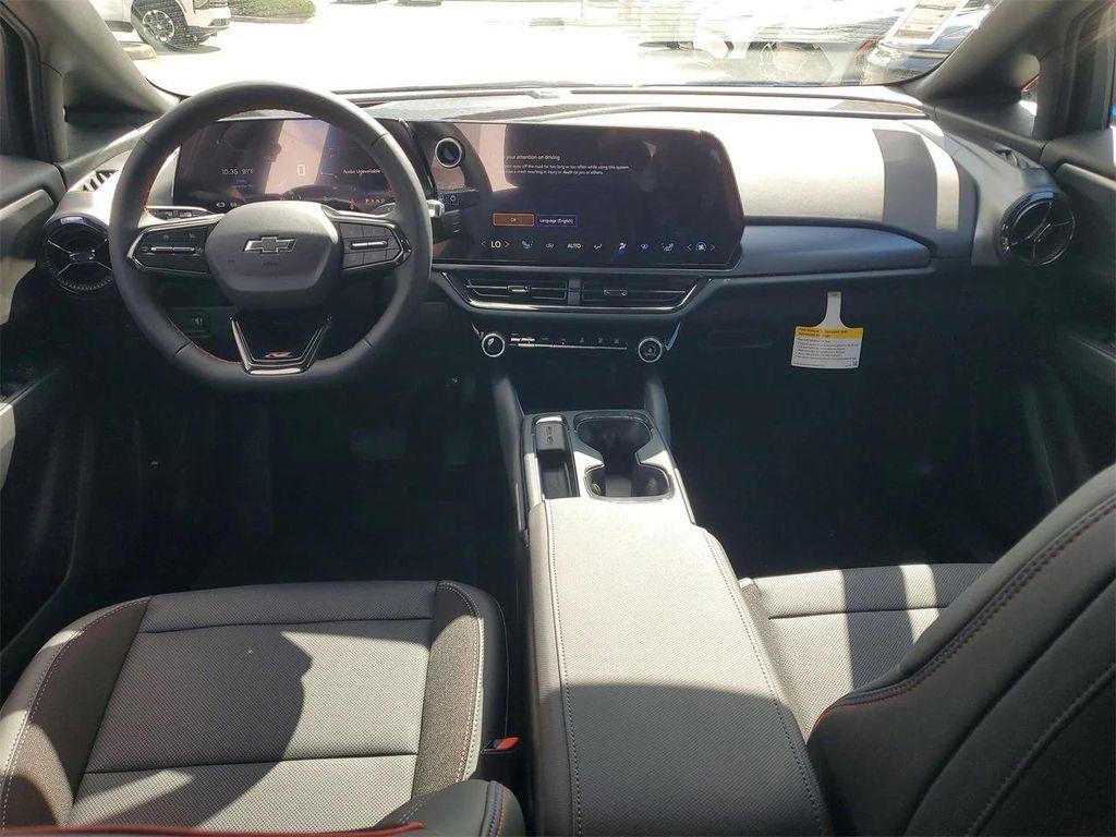 new 2025 Chevrolet Equinox EV car