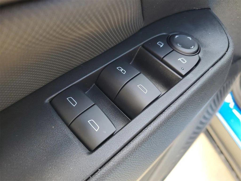 new 2025 Chevrolet Equinox EV car