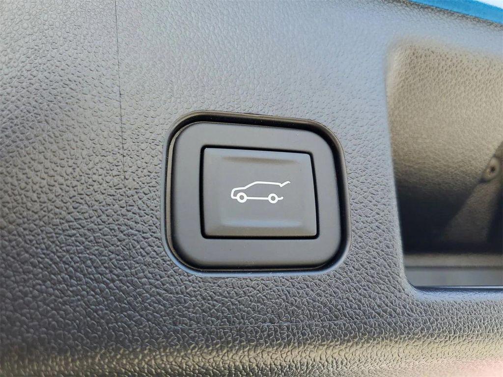 new 2025 Chevrolet Equinox EV car