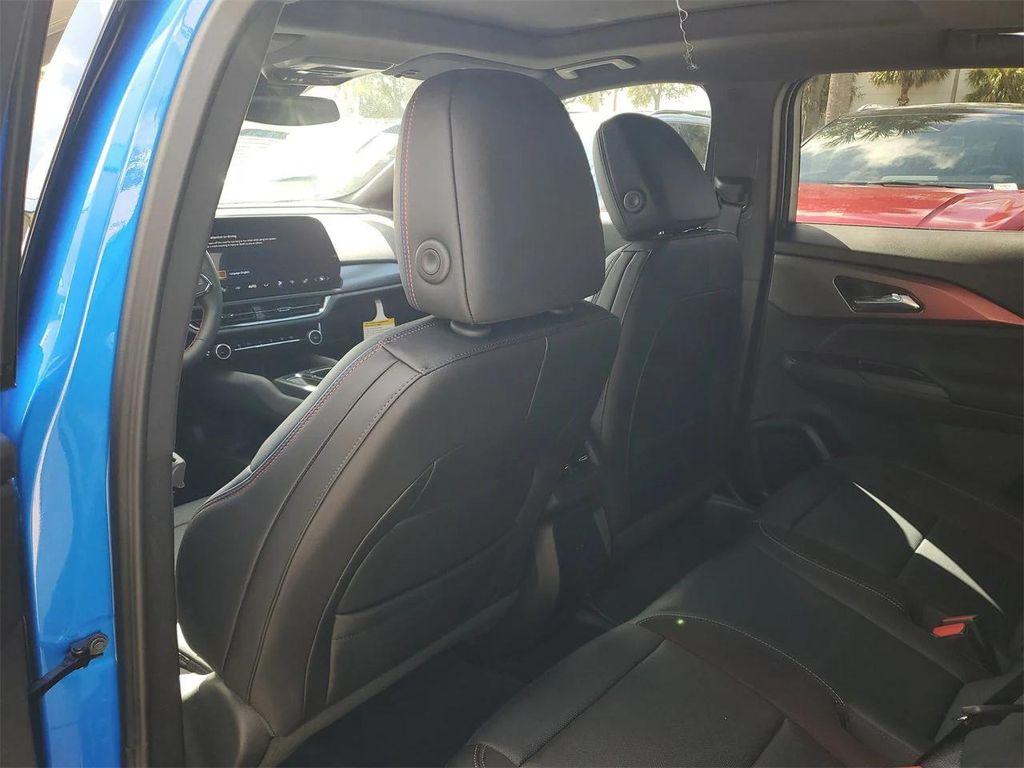 new 2025 Chevrolet Equinox EV car