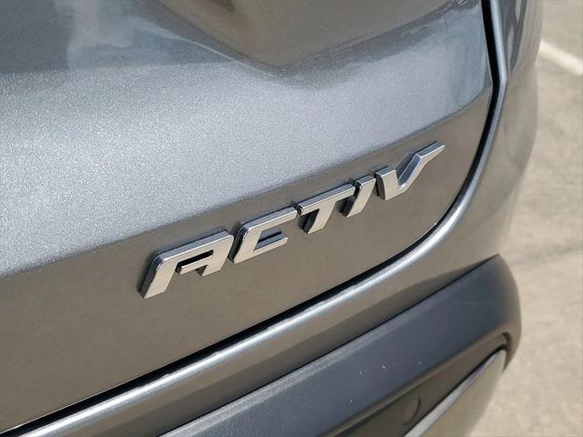 new 2025 Chevrolet Trax car, priced at $25,085