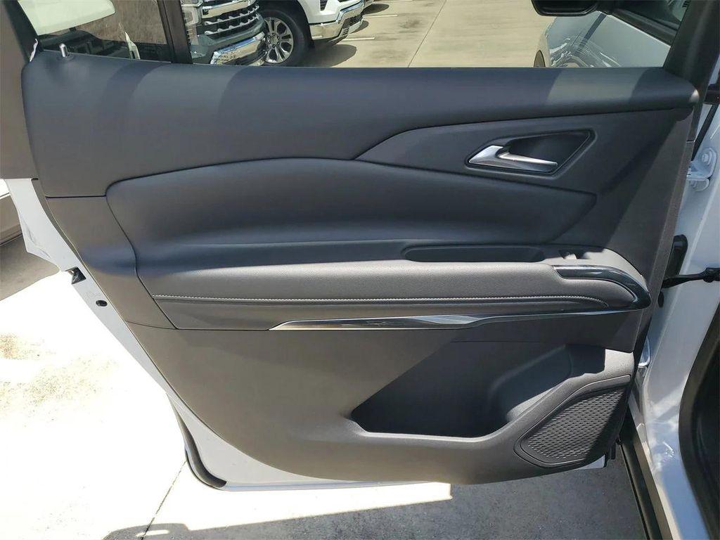 new 2026 Chevrolet Traverse car, priced at $49,960