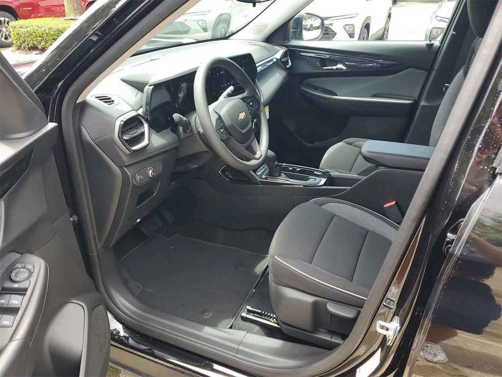 new 2026 Chevrolet TrailBlazer car, priced at $23,185