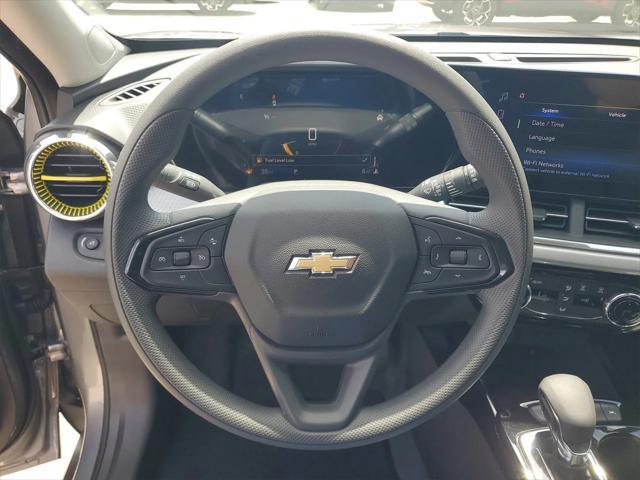 new 2025 Chevrolet Trax car, priced at $21,895