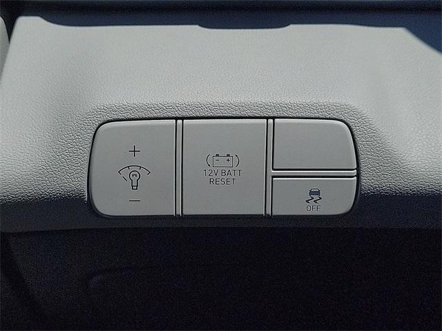 new 2025 Hyundai ELANTRA HEV car, priced at $29,300