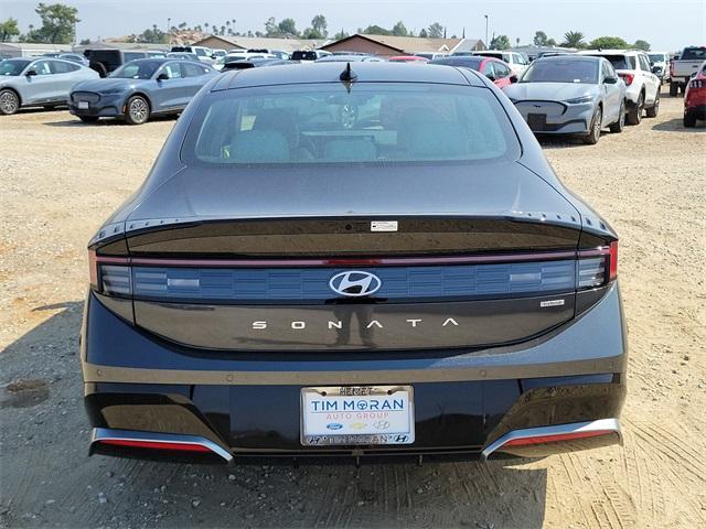 new 2025 Hyundai Sonata Hybrid car, priced at $37,135