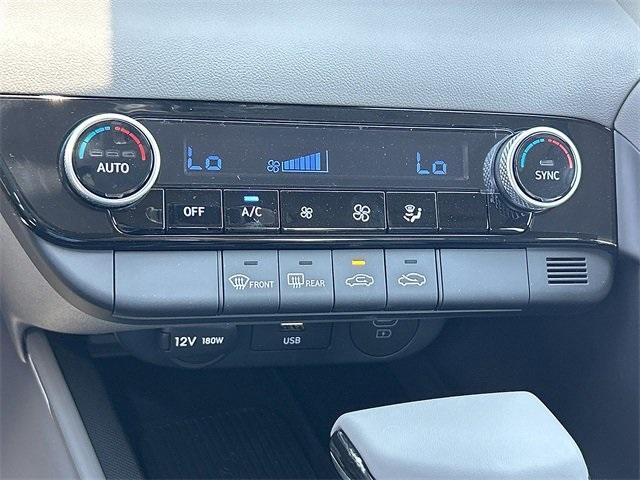 new 2025 Hyundai Elantra car, priced at $24,120