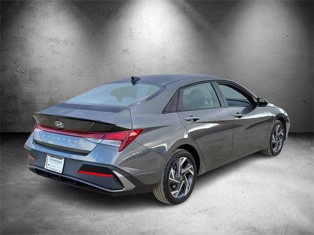 new 2025 Hyundai Elantra car, priced at $24,685