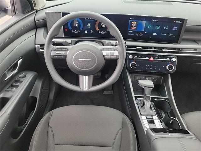 new 2025 Hyundai Tucson car, priced at $31,060