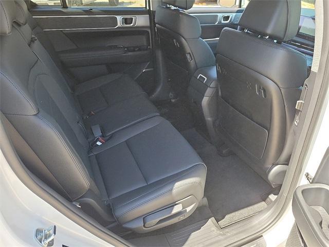 new 2025 Hyundai Santa Fe car, priced at $45,620