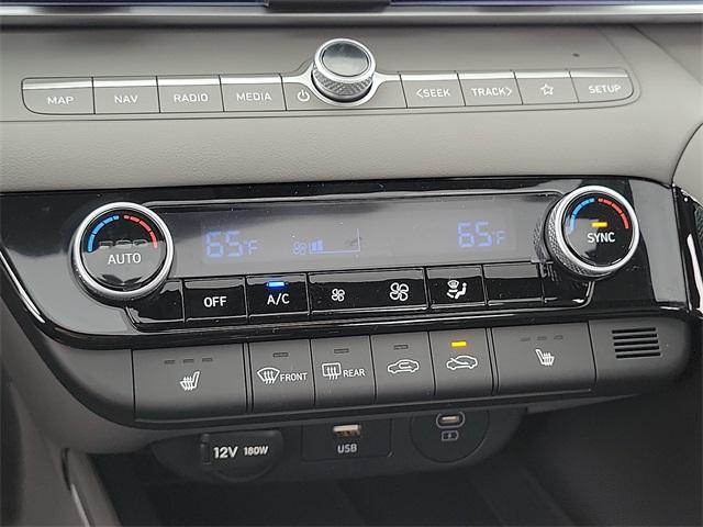 new 2025 Hyundai Elantra car, priced at $25,680