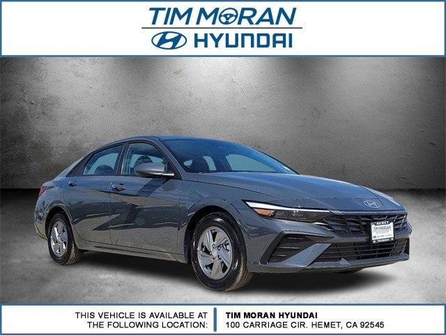new 2025 Hyundai Elantra car, priced at $23,040