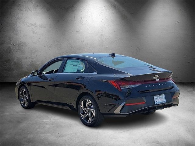 new 2025 Hyundai Elantra car, priced at $27,090