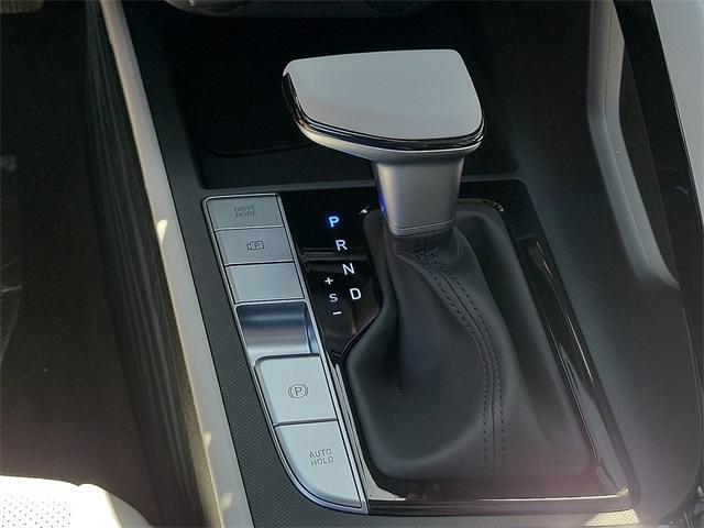 new 2025 Hyundai Elantra car, priced at $27,090