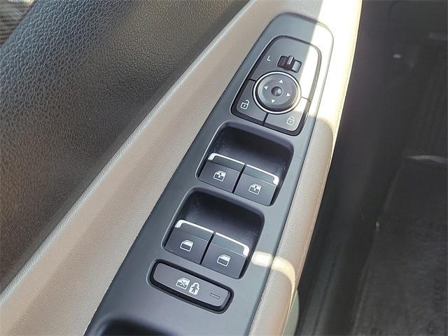 used 2022 Hyundai Santa Fe car, priced at $25,771