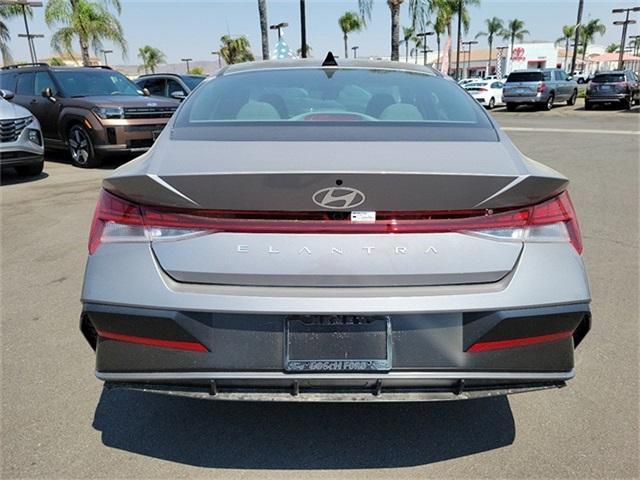 new 2024 Hyundai Elantra car, priced at $25,565