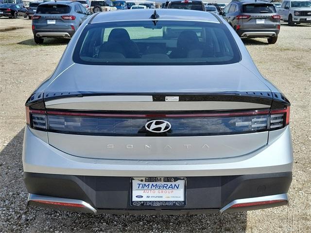 new 2025 Hyundai Sonata car, priced at $38,230