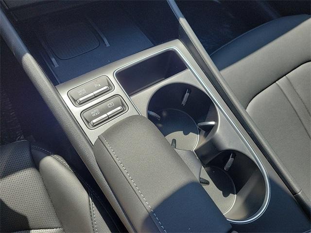 new 2025 Hyundai Sonata Hybrid car, priced at $38,015