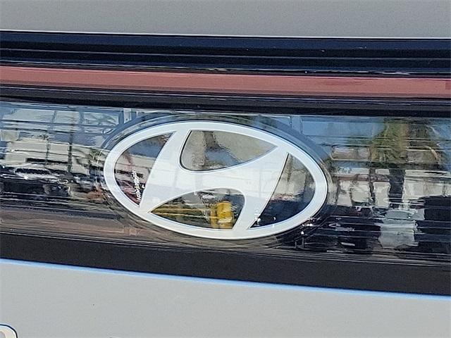 new 2025 Hyundai Sonata Hybrid car, priced at $38,015