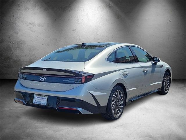 new 2025 Hyundai Sonata Hybrid car, priced at $38,015