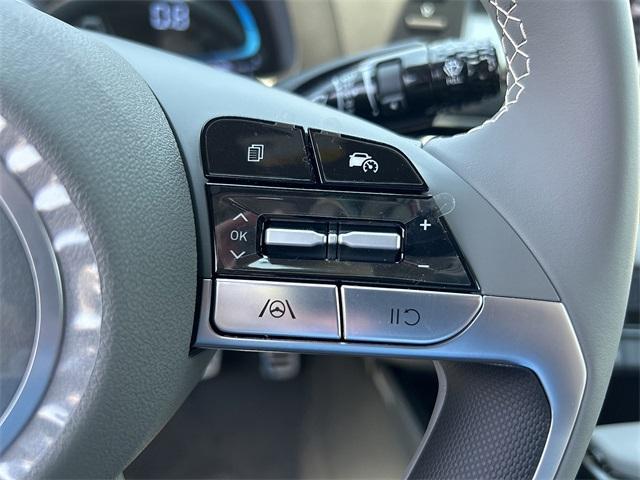 new 2025 Hyundai Elantra car, priced at $23,565