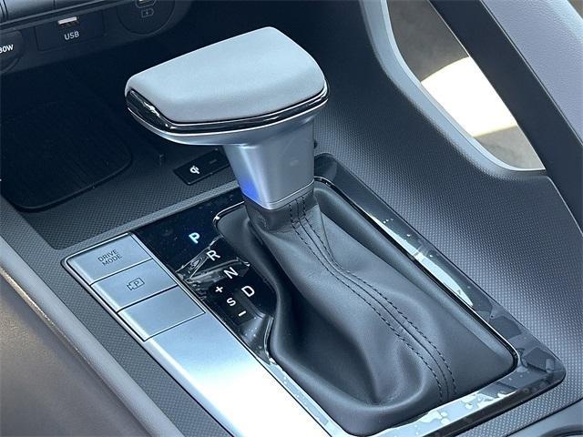 new 2025 Hyundai Elantra car, priced at $23,565