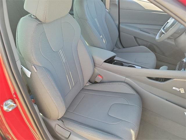 new 2025 Hyundai ELANTRA HEV car, priced at $27,255