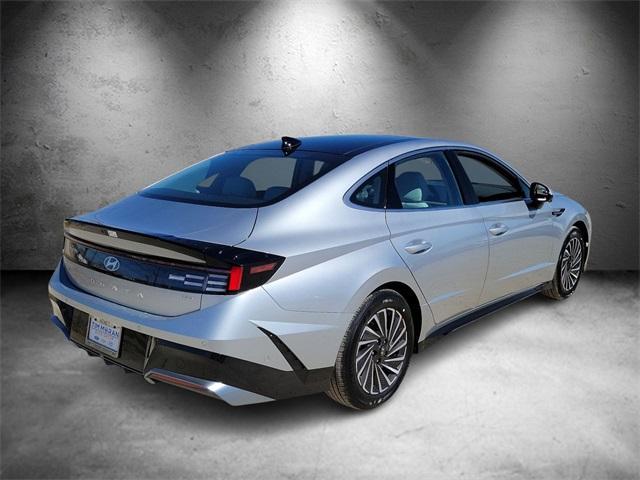 new 2025 Hyundai Sonata Hybrid car, priced at $39,145