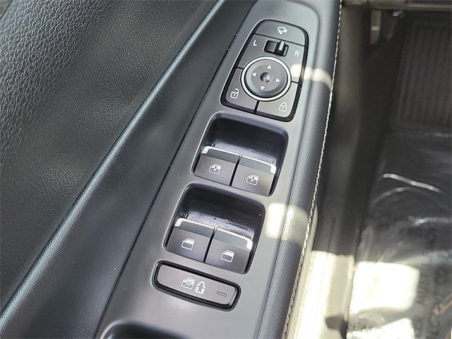 used 2022 Hyundai Santa Fe car, priced at $27,699