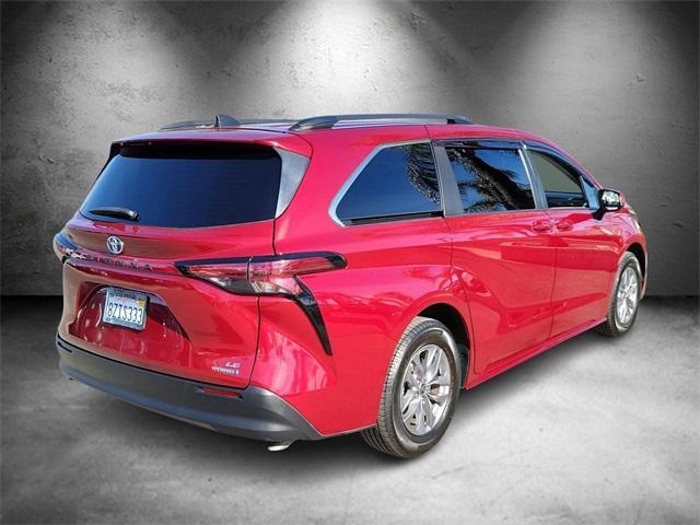 used 2022 Toyota Sienna car, priced at $34,650