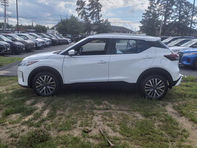 new 2024 Nissan Kicks car, priced at $24,795