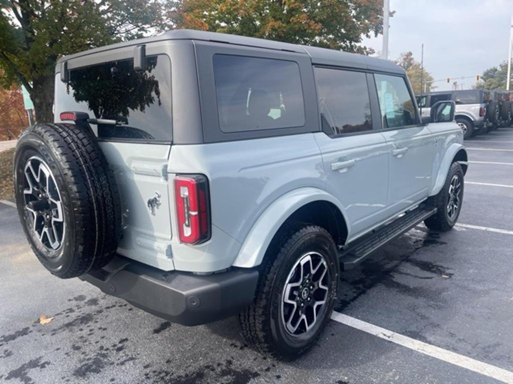 new 2024 Ford Bronco car, priced at $52,752