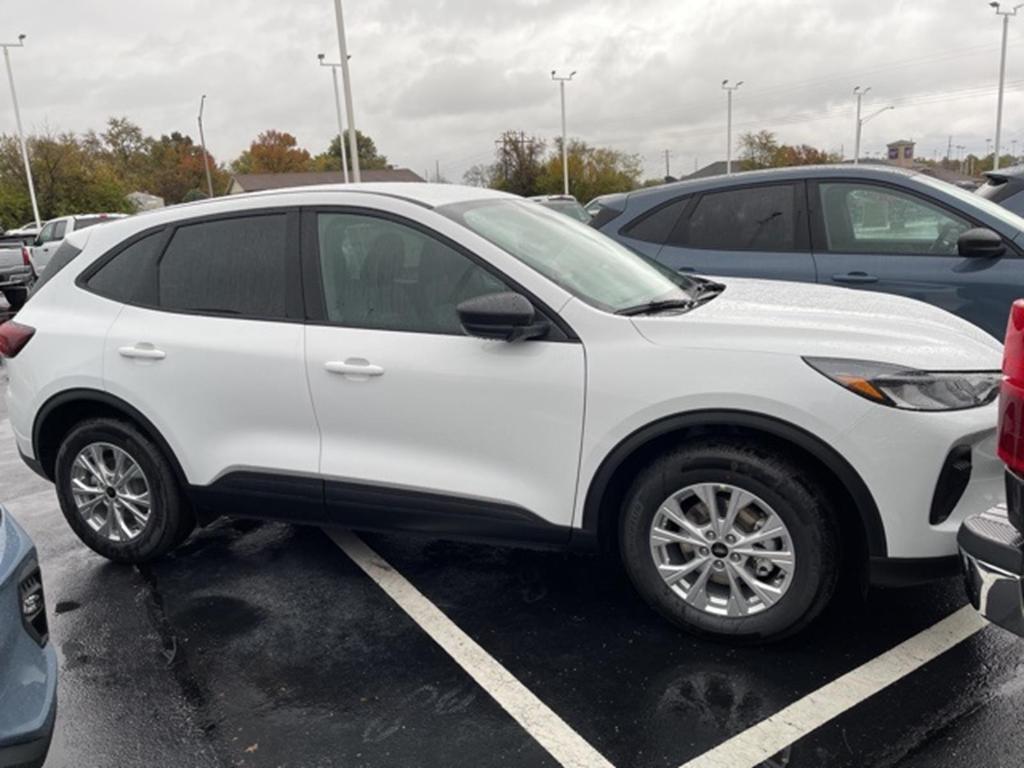 new 2025 Ford Escape car, priced at $28,622