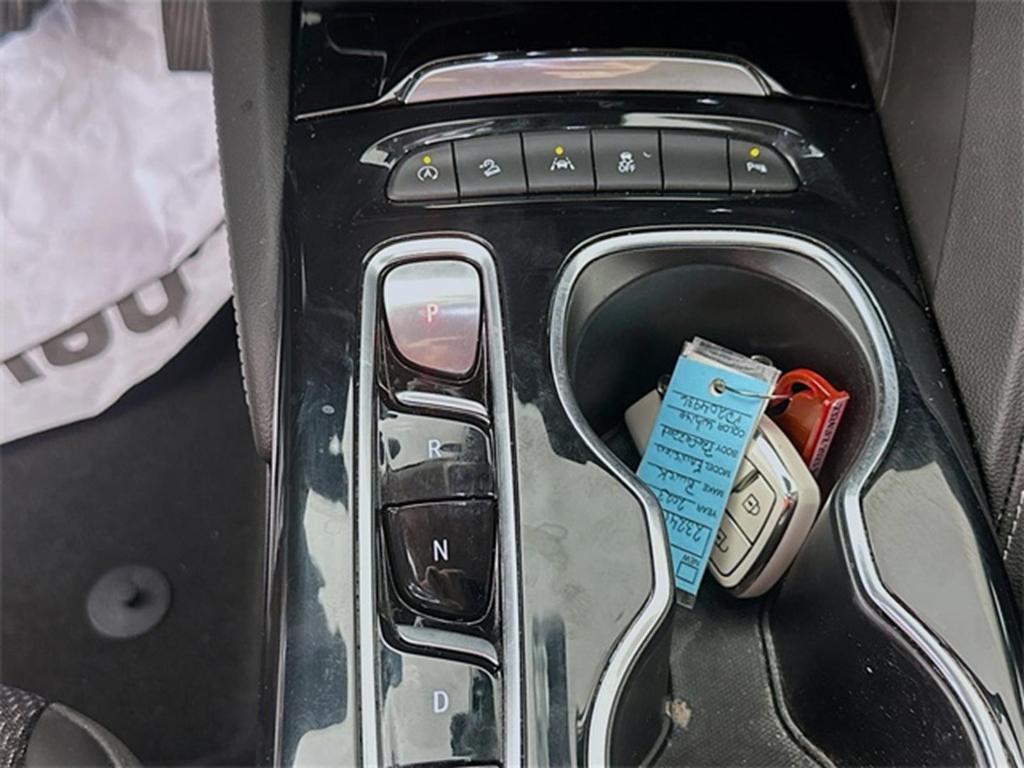 used 2023 Buick Envision car, priced at $24,998