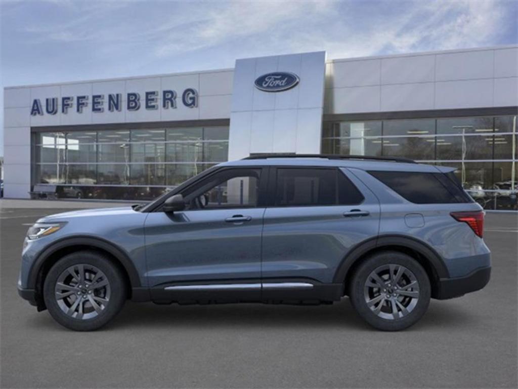 new 2025 Ford Explorer car, priced at $44,706