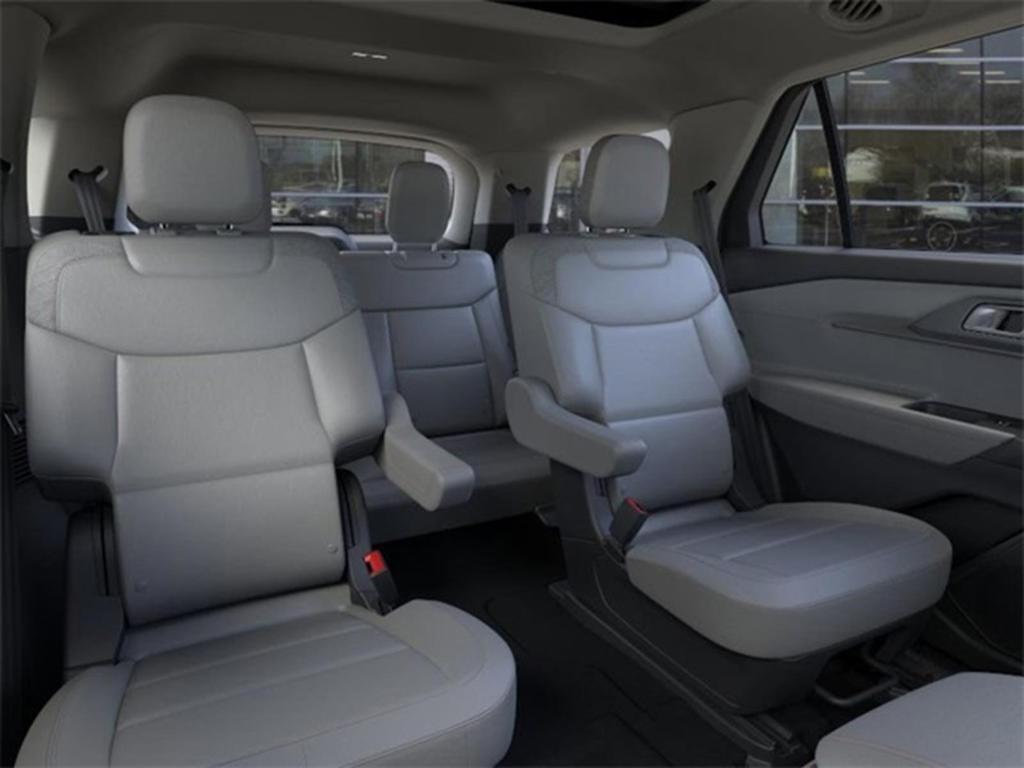 new 2025 Ford Explorer car, priced at $44,706