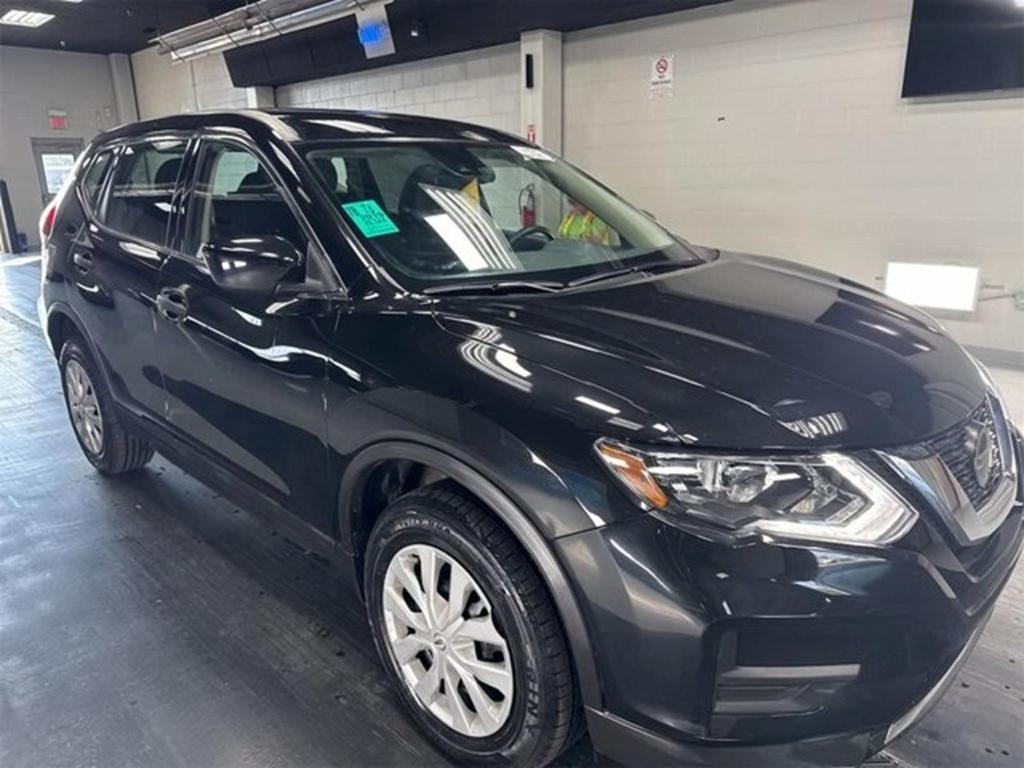used 2019 Nissan Rogue car, priced at $17,699