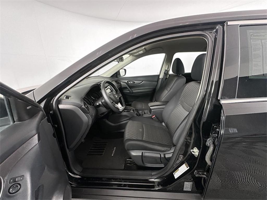 used 2019 Nissan Rogue car, priced at $18,248