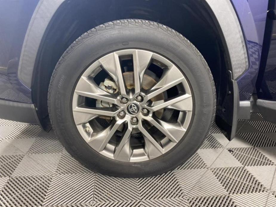 used 2019 Toyota RAV4 car, priced at $20,878